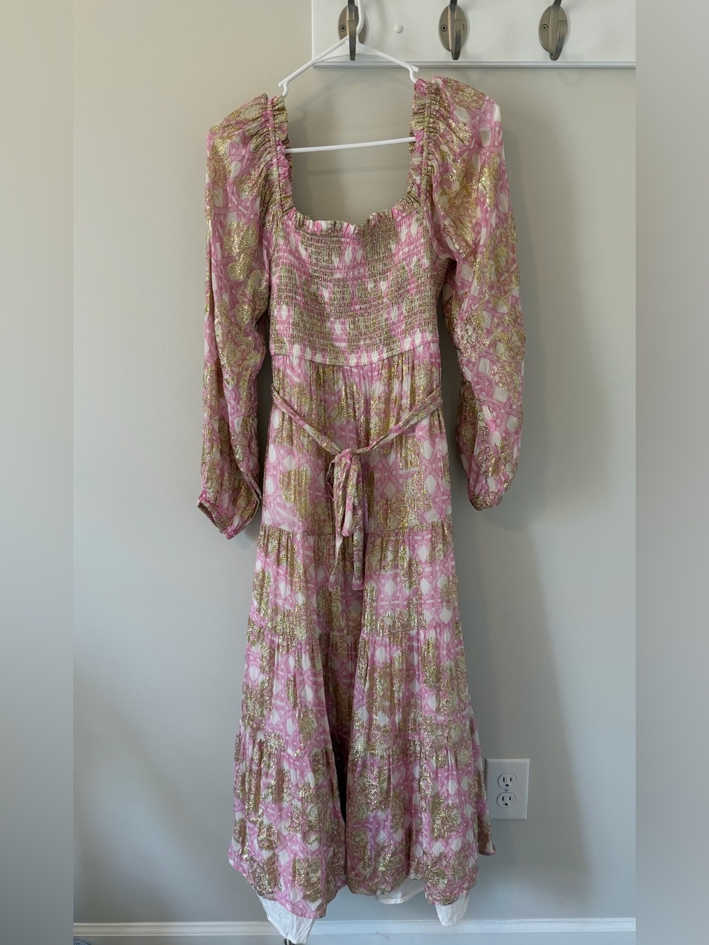 A Loves A Maxi Dress Tiered Pink Gold Metallic Size Medium